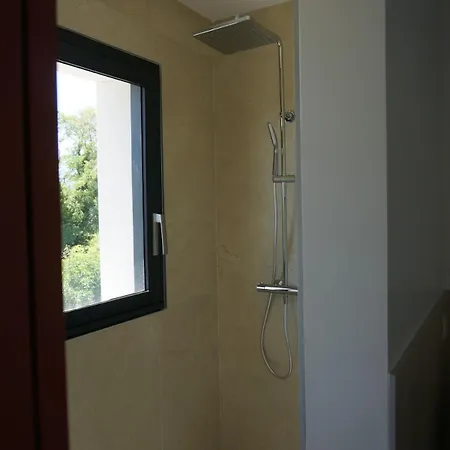 Villa Luxurious With Pool In For 12 People
